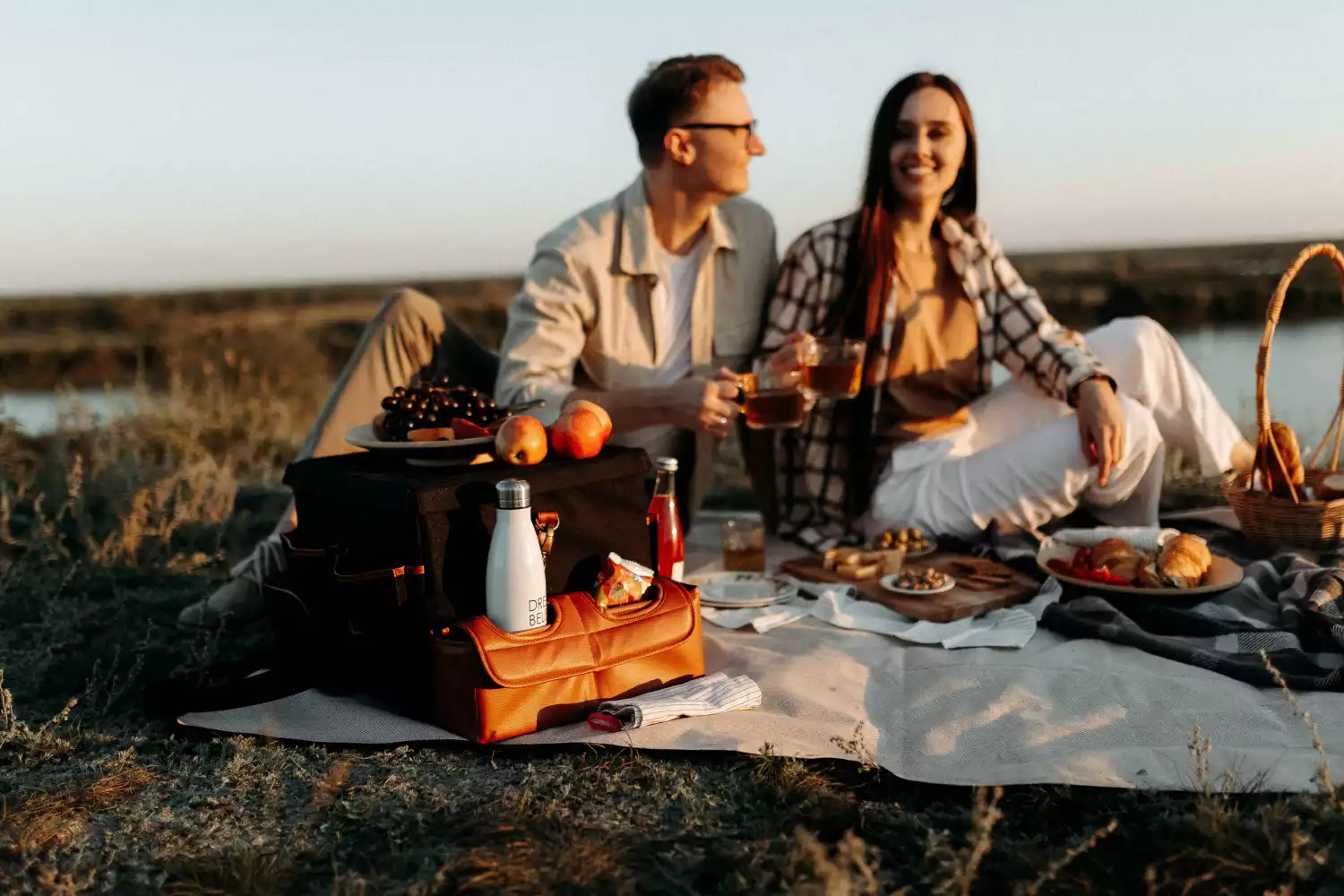 folding picnic blanket